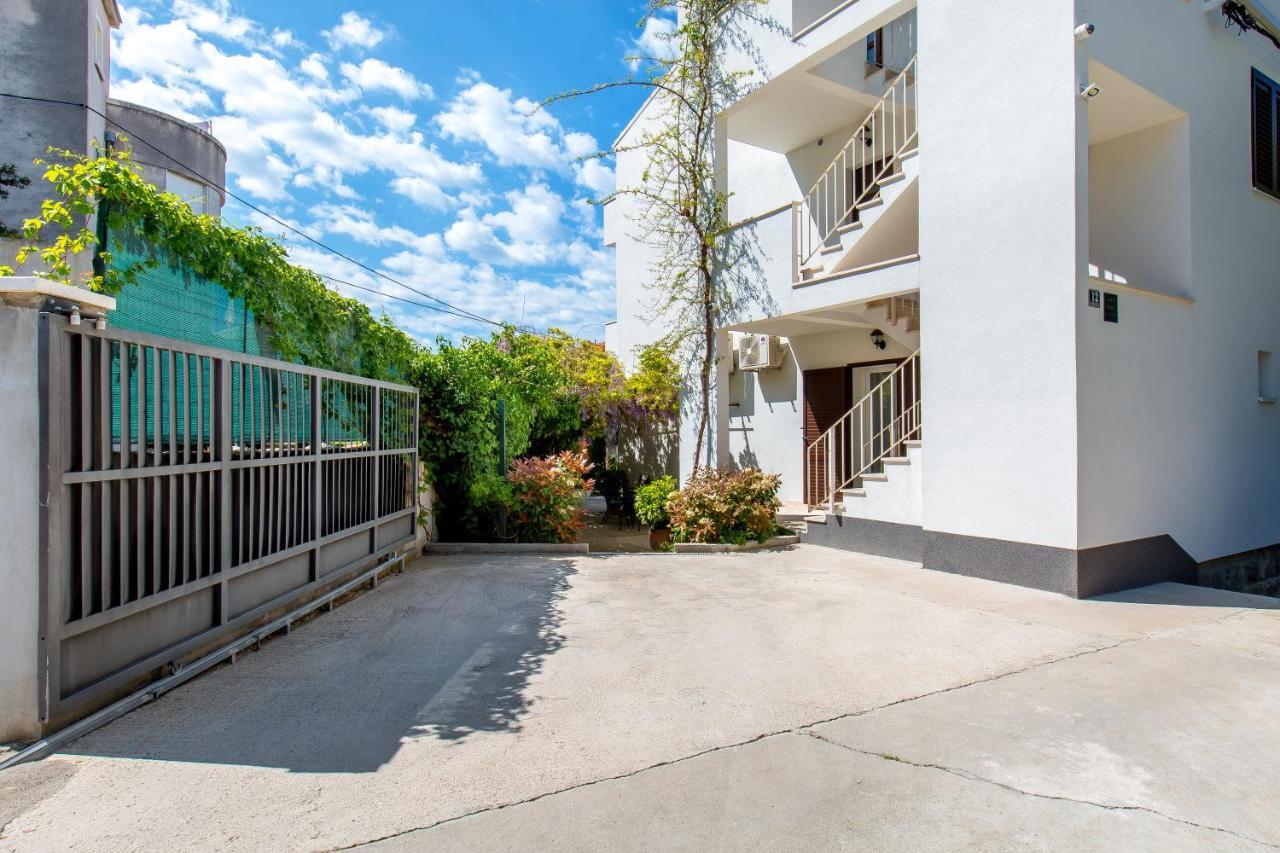 Apartment Nives In The City Center - Free Parking Split Exteriér fotografie