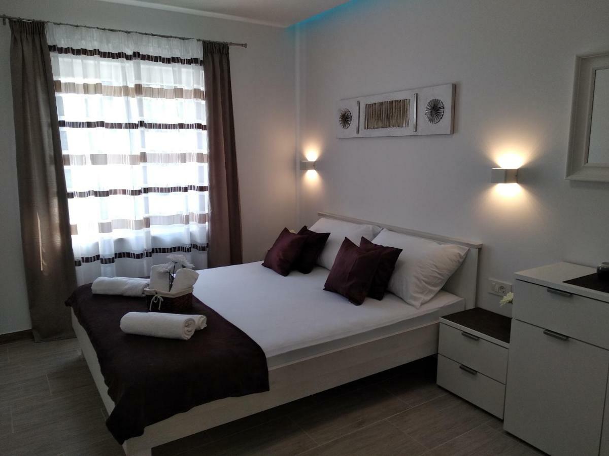Apartment Nives In The City Center - Free Parking Split Exteriér fotografie