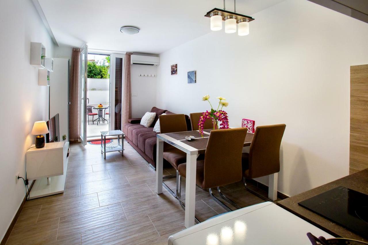 Apartment Nives In The City Center - Free Parking Split Exteriér fotografie