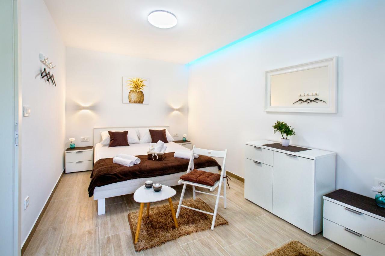 Apartment Nives In The City Center - Free Parking Split Exteriér fotografie